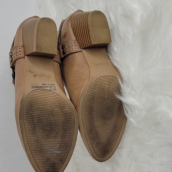 QUPID‎ Brown Zipper Ankle Studded Boots Size 6.5 - Picture 5 of 8